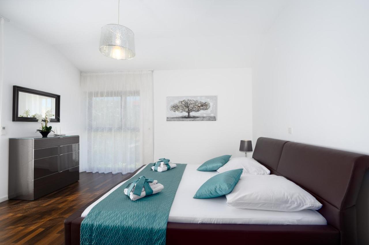 Luxury City Villa Trogir Buitenkant foto